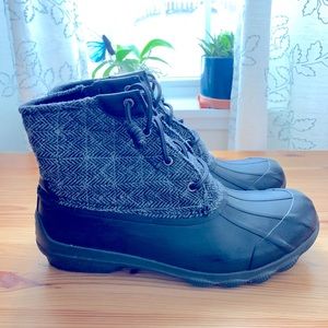 Womens Sperry Quilted Duck Boots Size 10M
